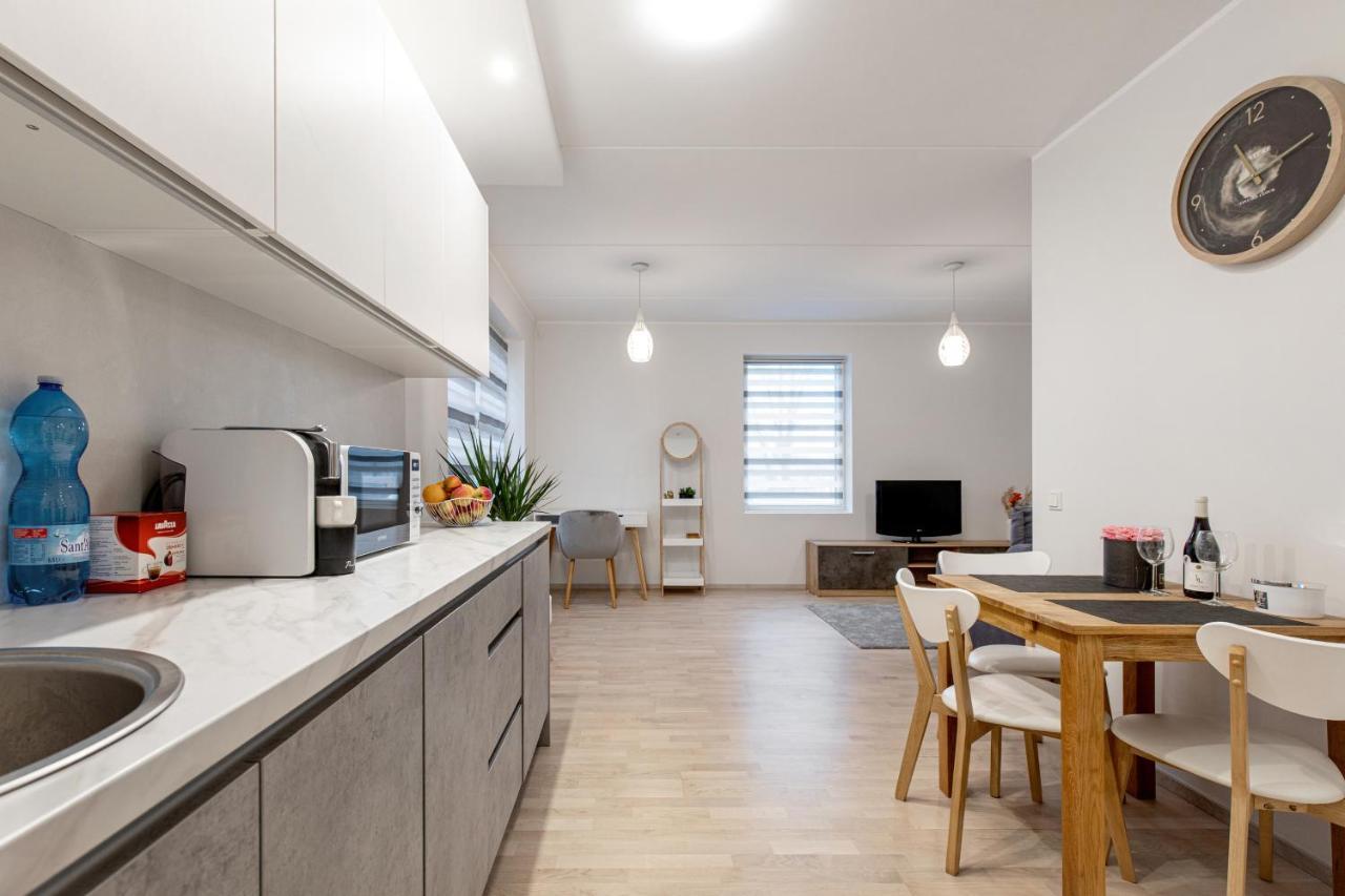Apartment Center New2022
